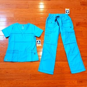 Adar Medical: Nurses Scrub Set.